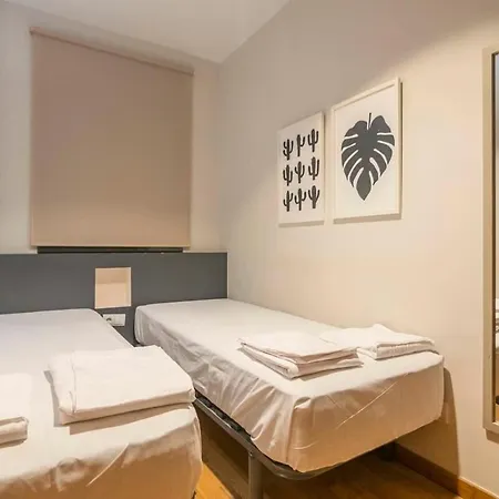 The Collection - Modern And Bright In Eixample 2-1 Апартаменты Барселона