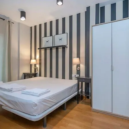Appartement Modern And Bright In Eixample 2-1 Barcelona